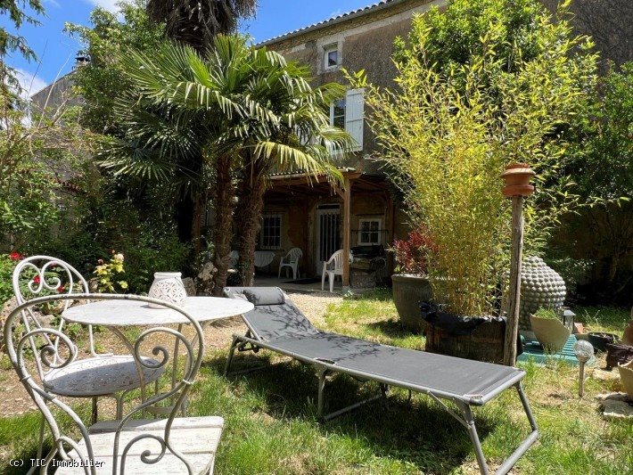 Maison à vendre, 214m², Ruffec