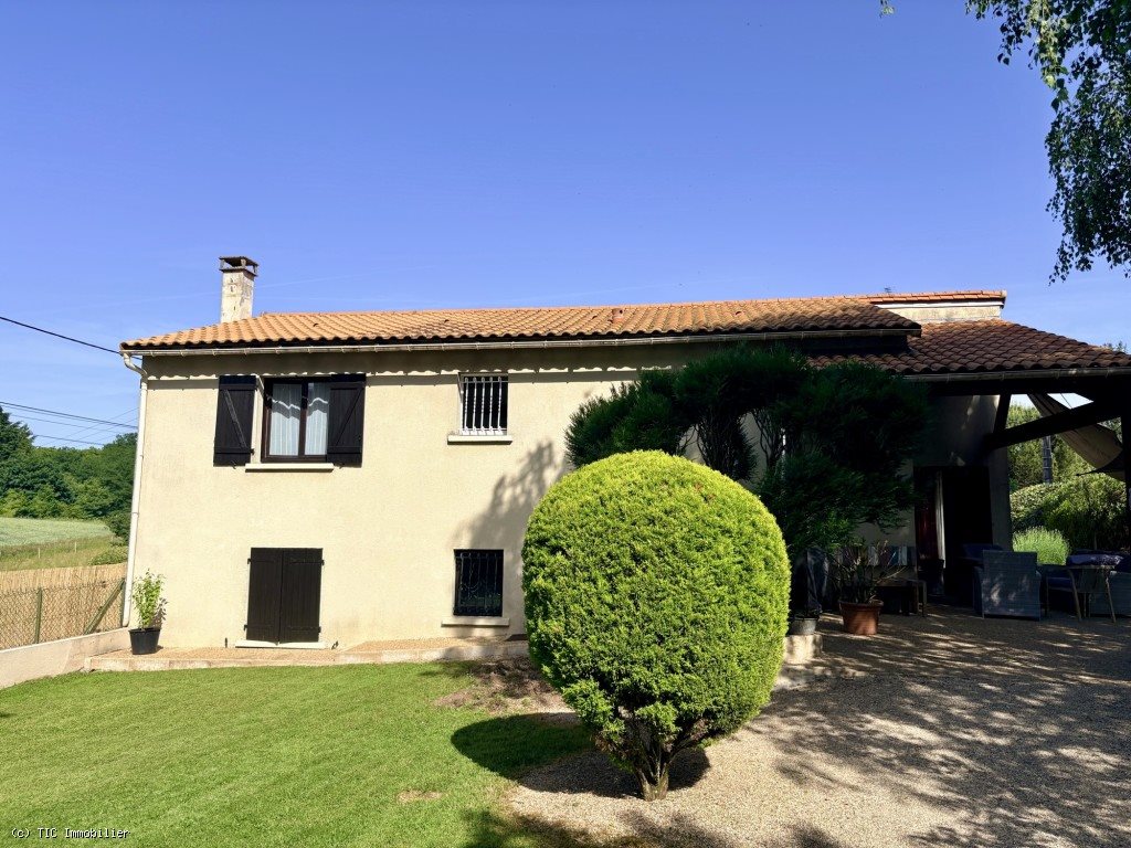Maison à vendre, 105m², Ruffec
