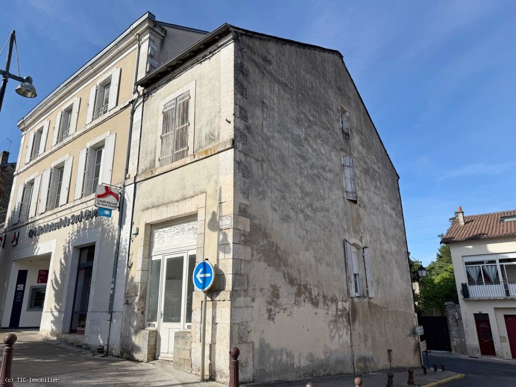 Maison à vendre, 88m², Ruffec