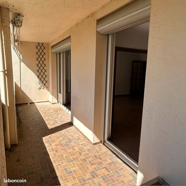 Appartement à vendre, 92m², Cogolin
