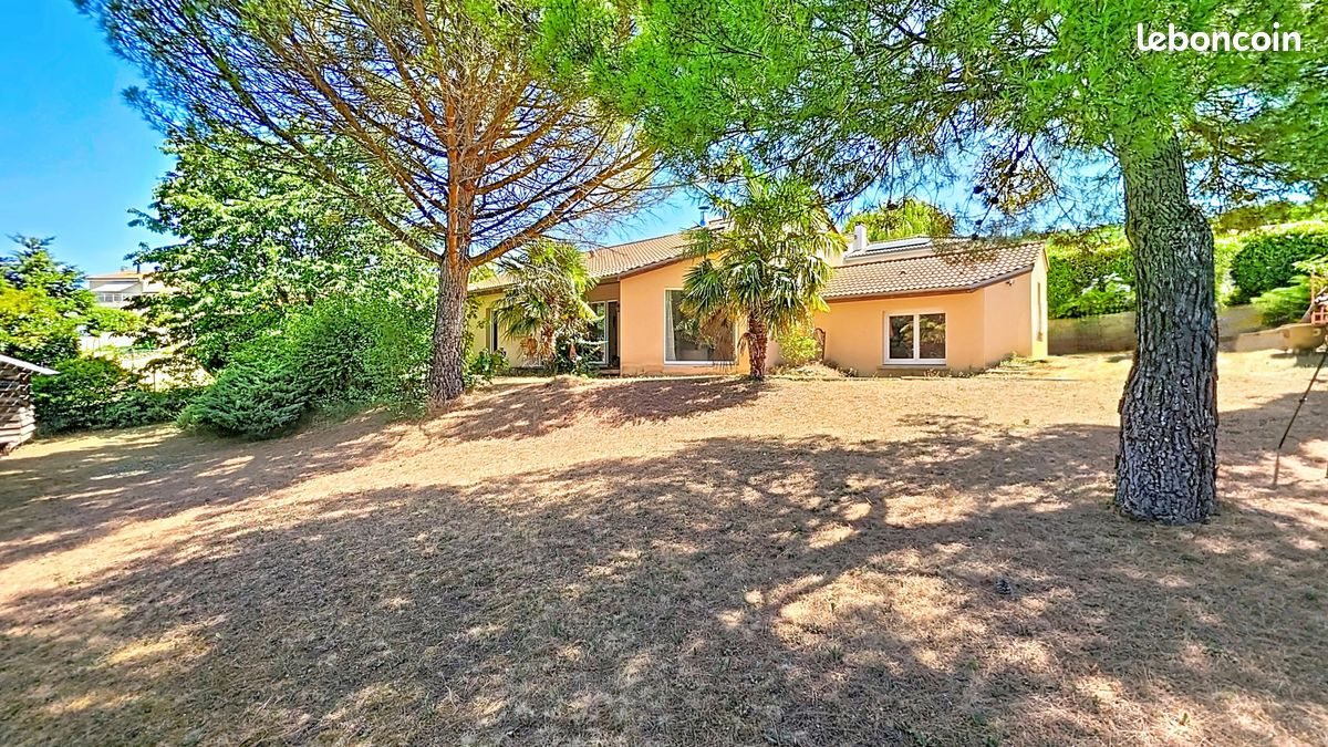 Maison à vendre, 124m², Mirefleurs