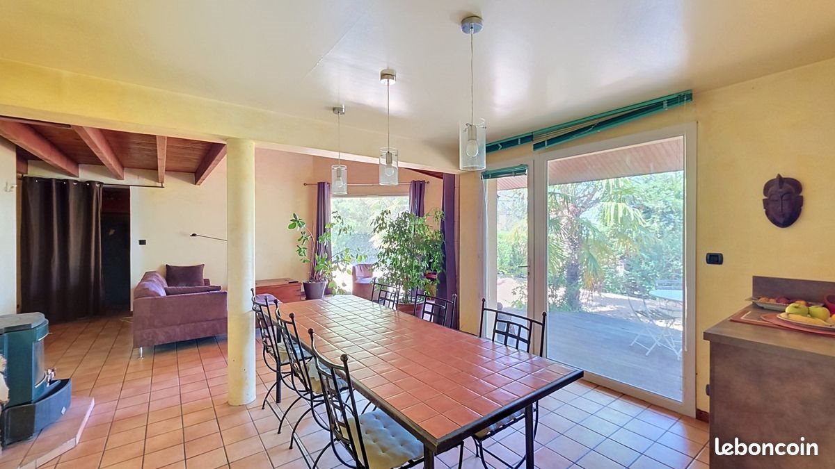 Maison à vendre, 124m², Mirefleurs