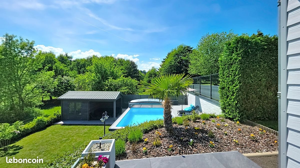 Maison à vendre, 233m², Aydat