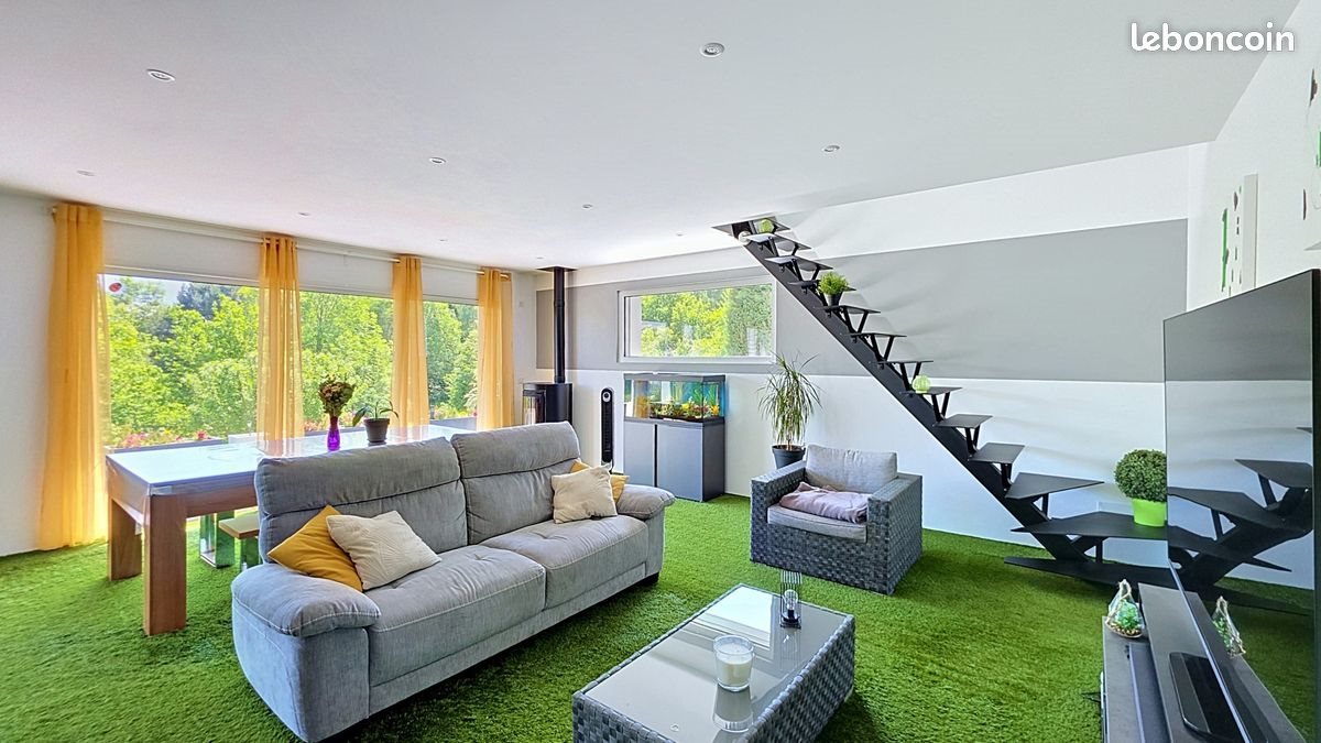 Maison à vendre, 233m², Aydat
