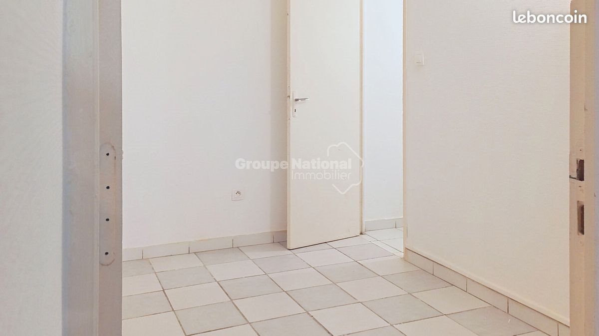 Appartement à louer, 27m², Bollène