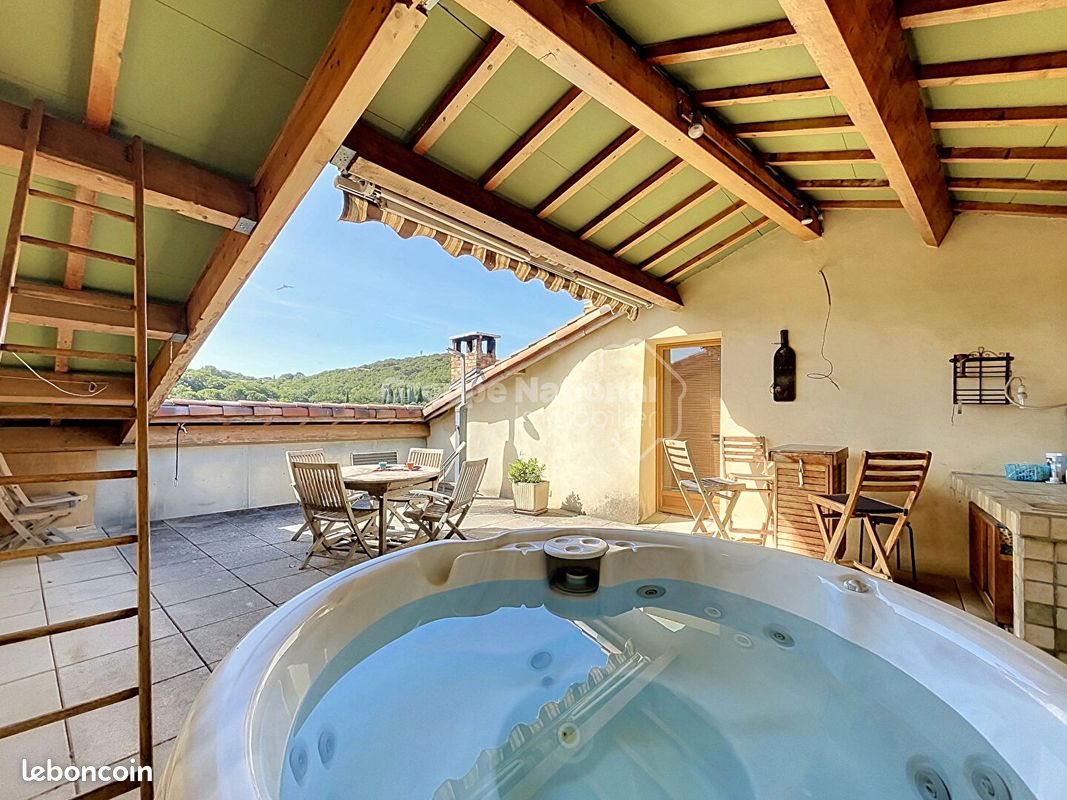 Maison à vendre, 238m², Rochegude
