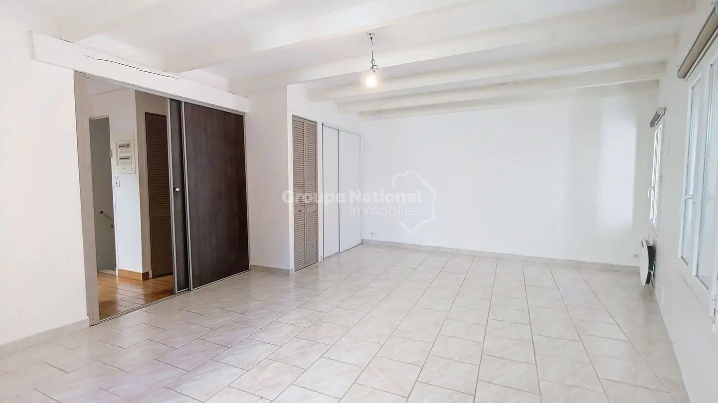 Appartement à louer, 35m², Pont-Saint-Esprit