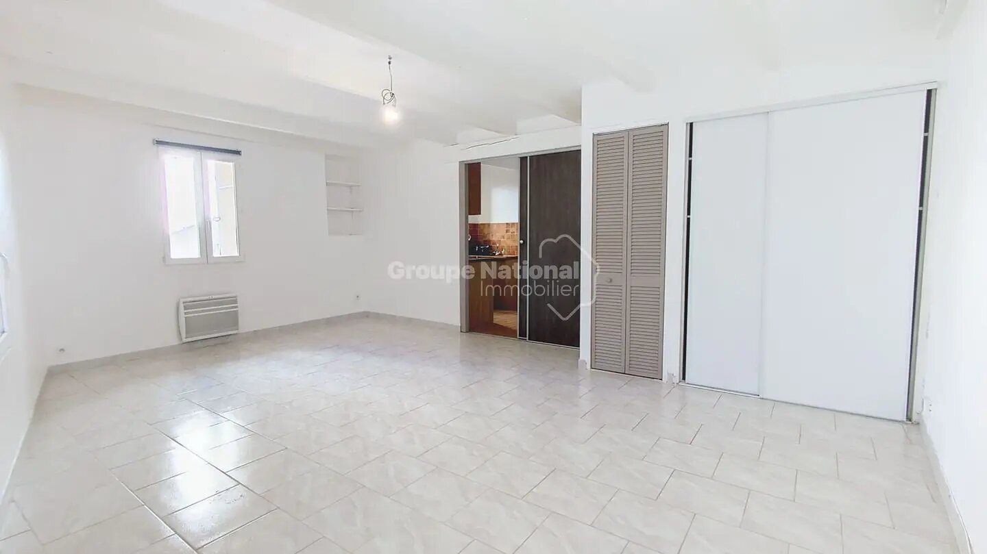 Appartement à louer, 35m², Pont-Saint-Esprit