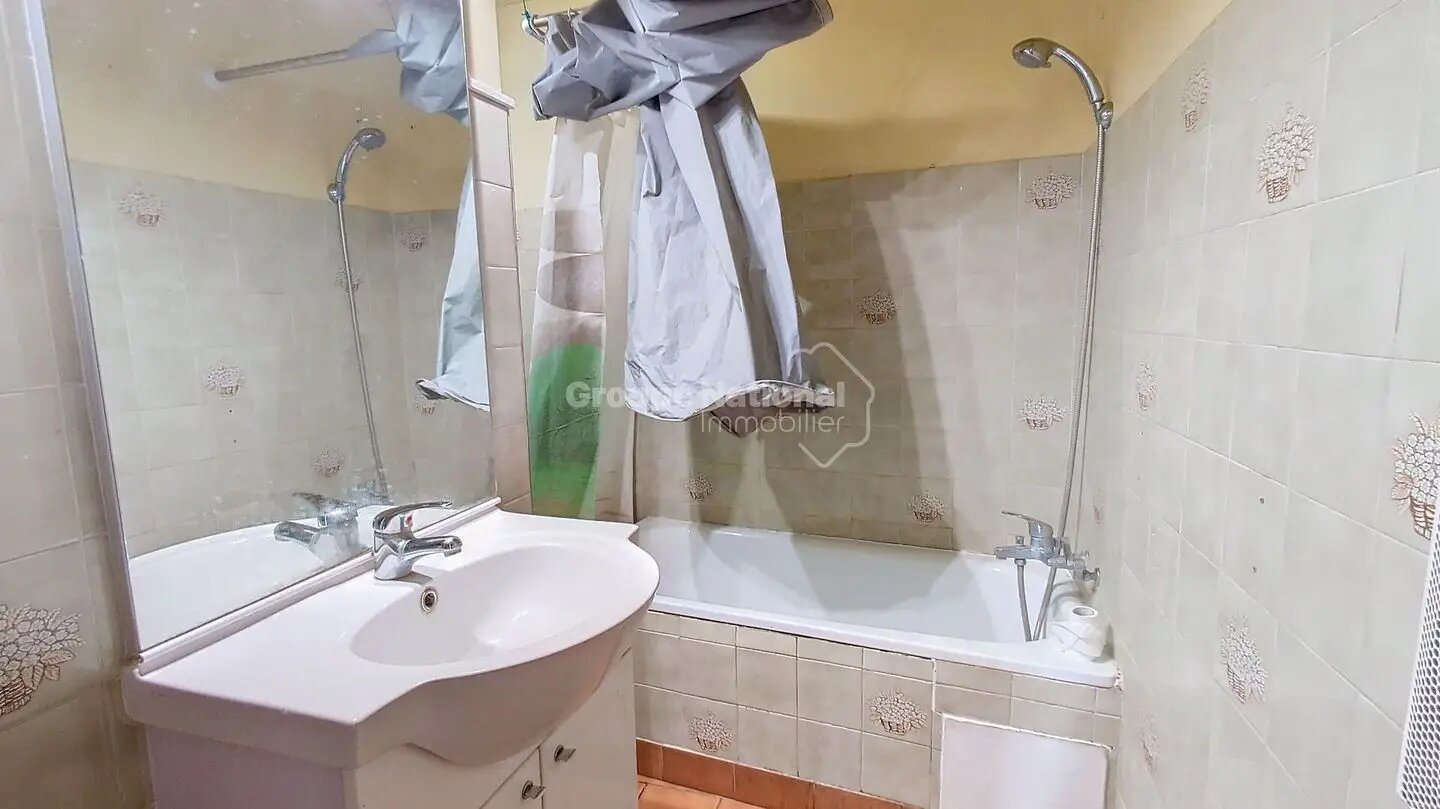 Appartement à louer, 35m², Pont-Saint-Esprit