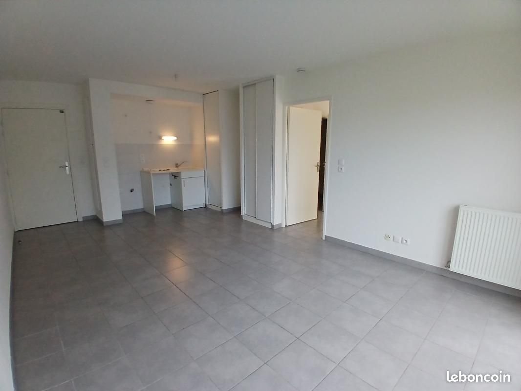 Appartement à louer, 40m², Castelginest