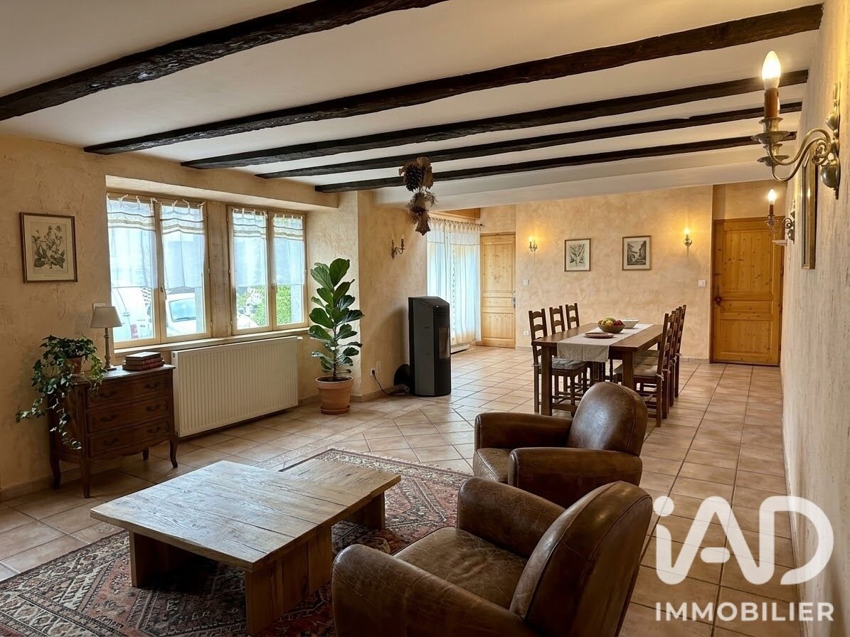Maison à vendre, 163m², Ornans