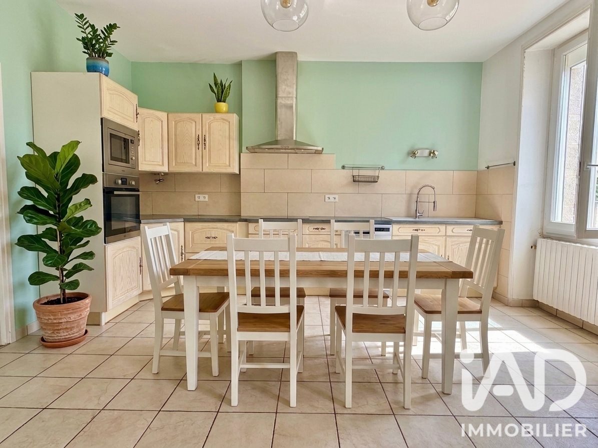 Maison à vendre, 193m², Châteauponsac