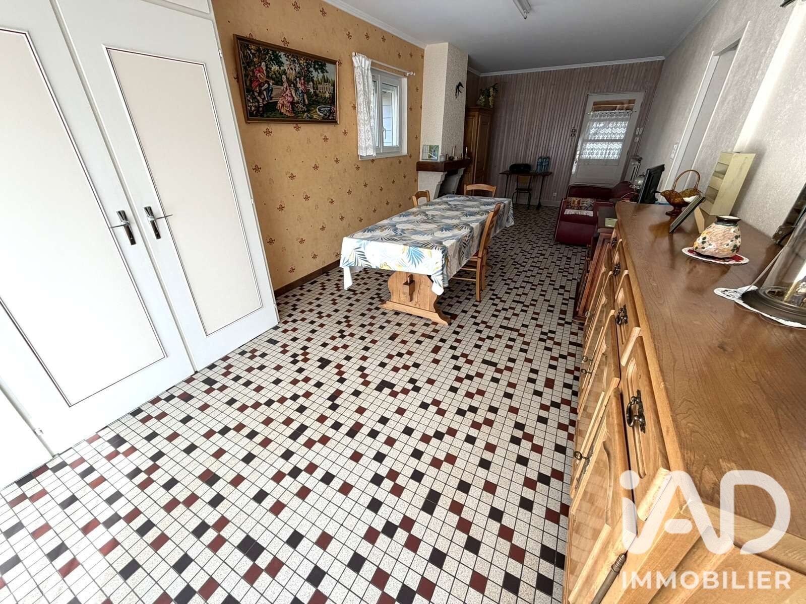 Maison à vendre, 117m², Châtillon-sur-Thouet