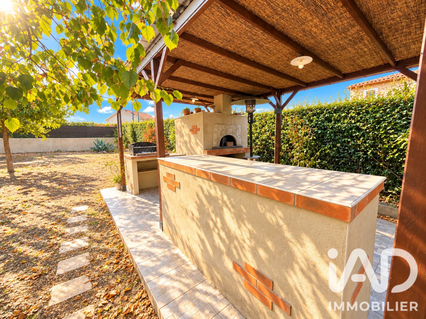 Maison à vendre, 140m², Saint-Julien-les-Rosiers