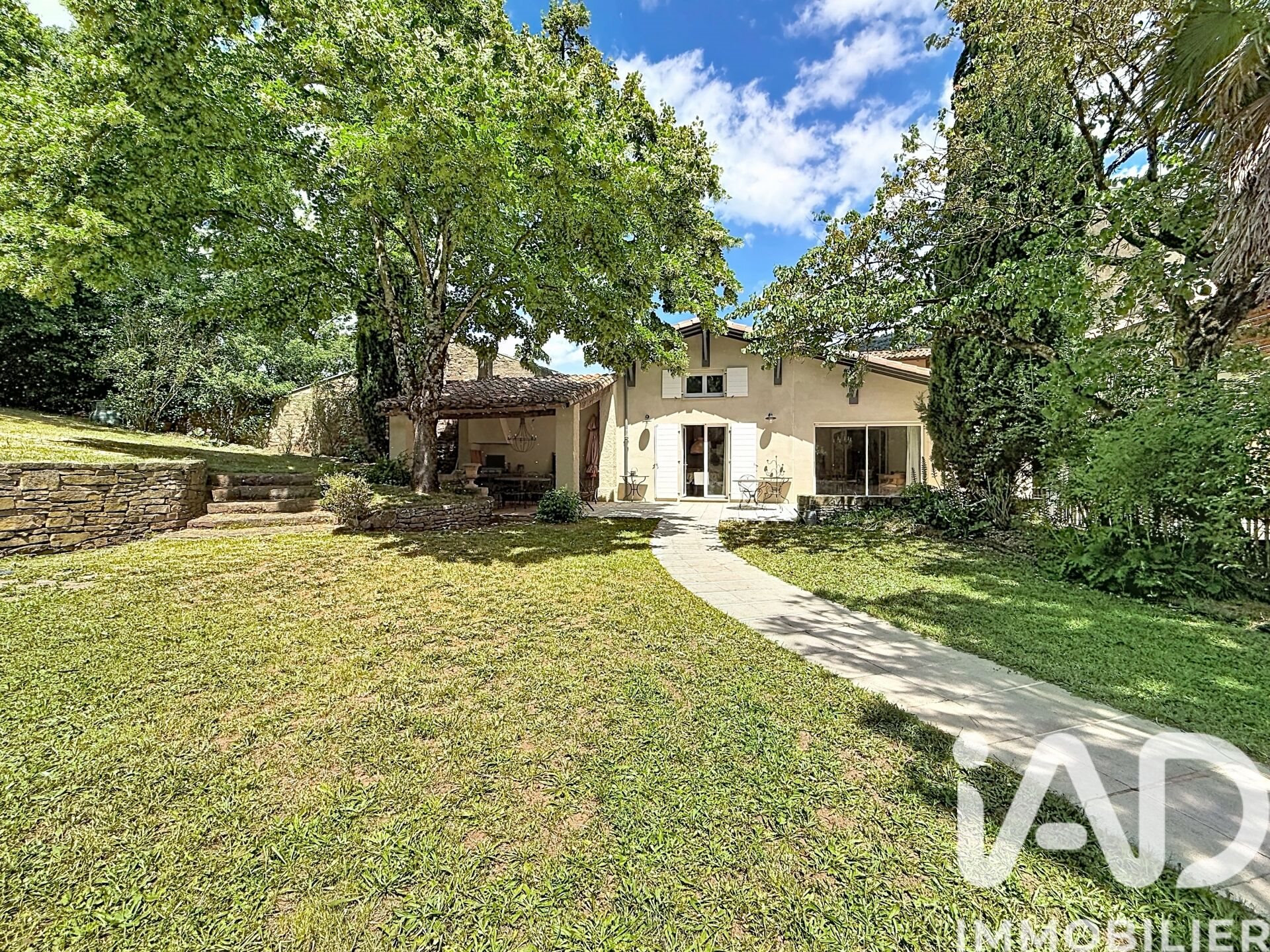Maison à vendre, 330m², Saint-Affrique