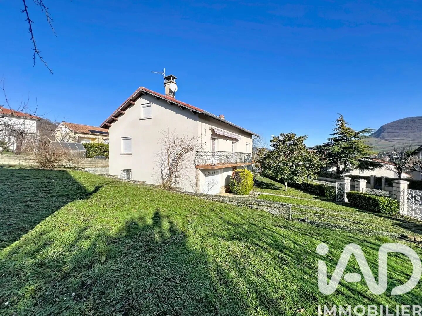 Maison à vendre, 164m², Saint-Georges-de-Luzençon