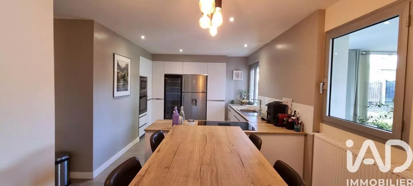 Maison à vendre, 242m², Laloubère