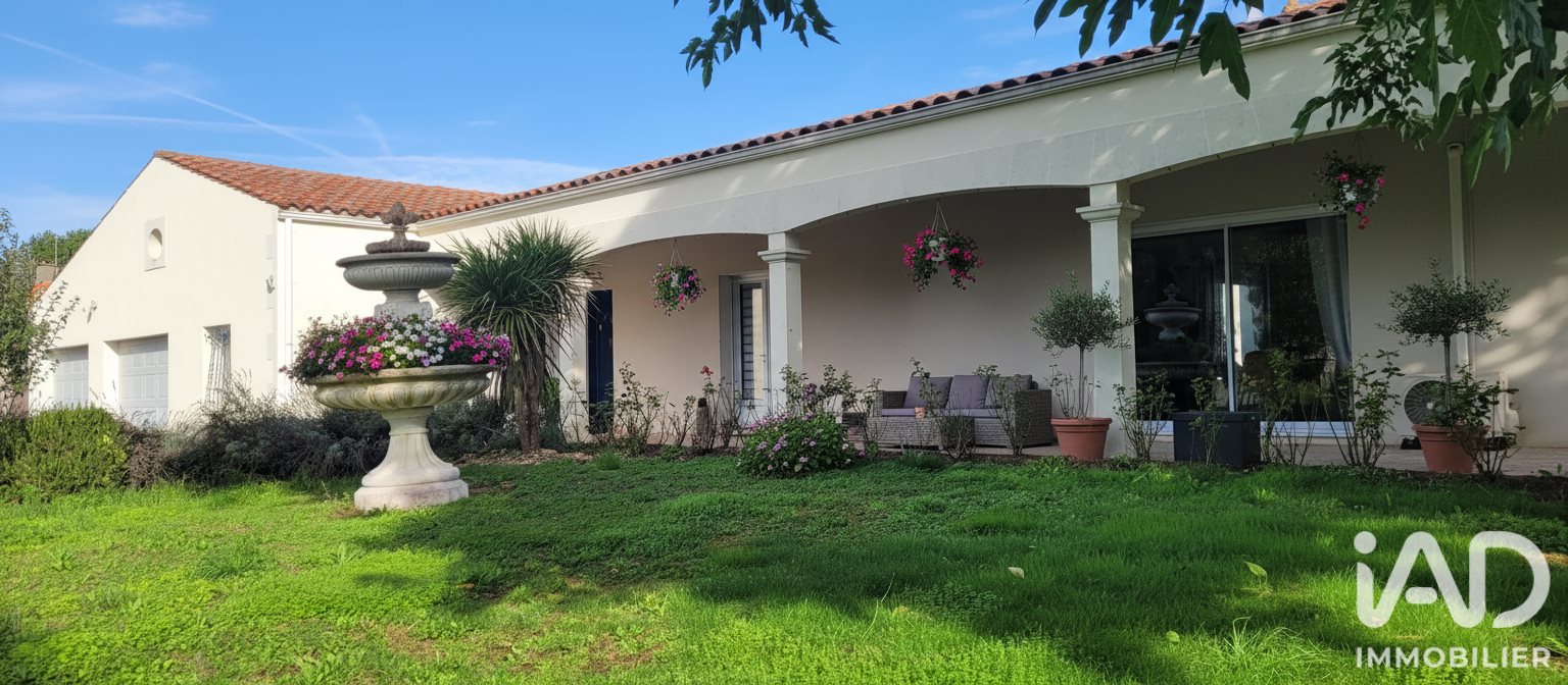 Maison à vendre, 205m², Saint-Jean-d'Angély