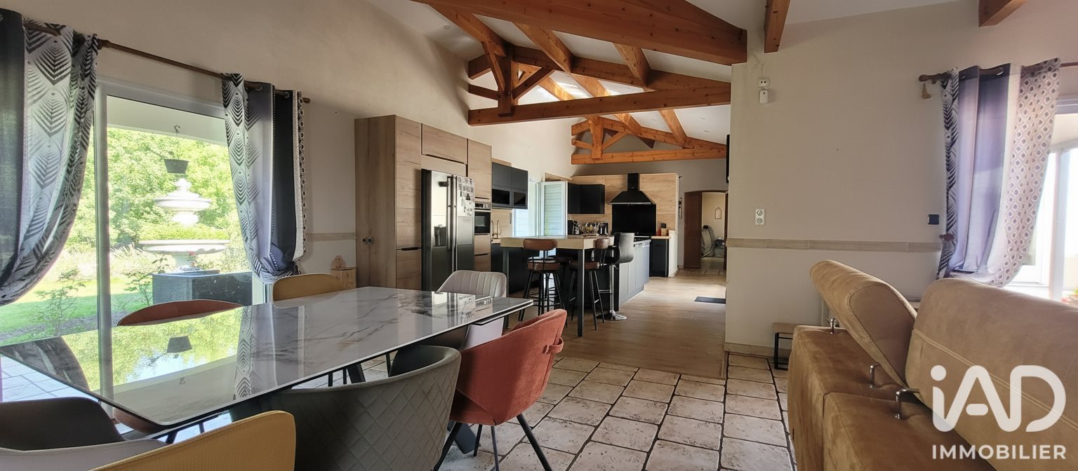Maison à vendre, 205m², Saint-Jean-d'Angély