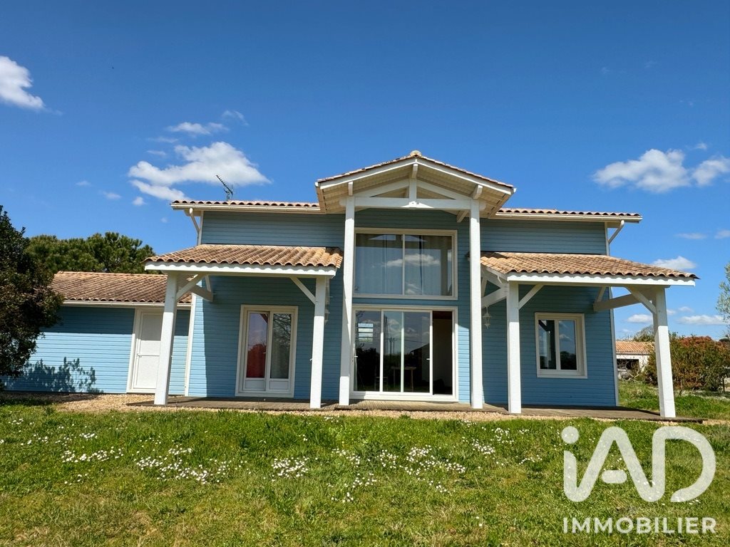 Maison à vendre, 182m², Moustier