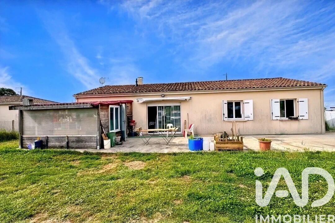 Maison à vendre, 130m², Mesnac