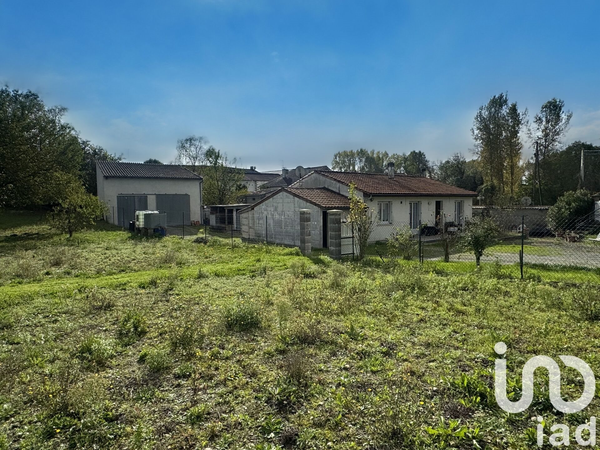 Maison à vendre, 100m², Saint-Fort-sur-le-Né