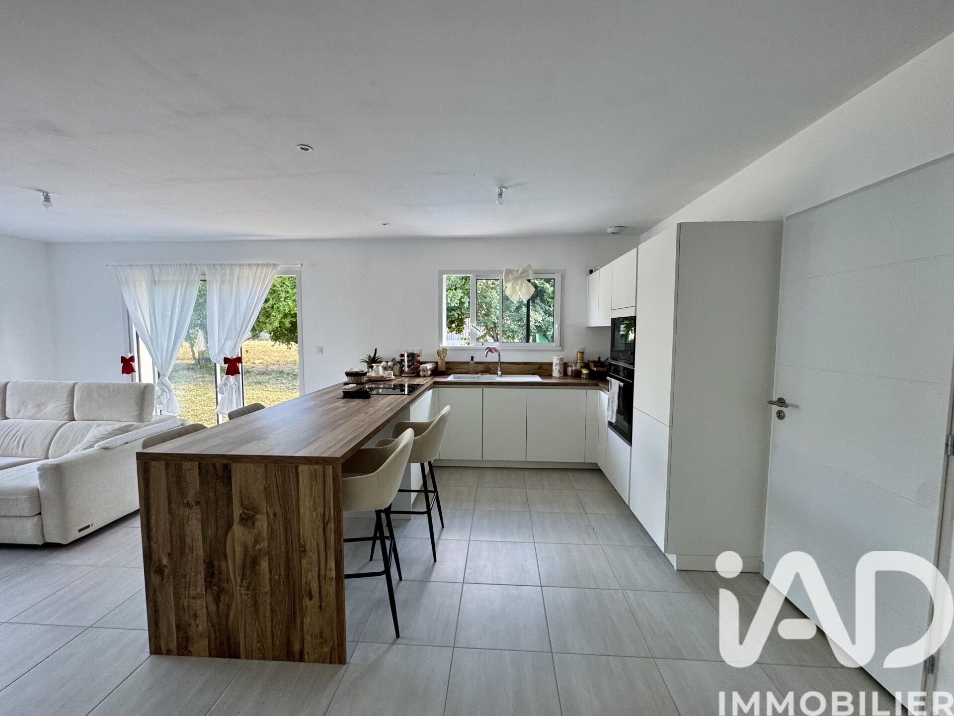 Maison à vendre, 94m², Fouquebrune