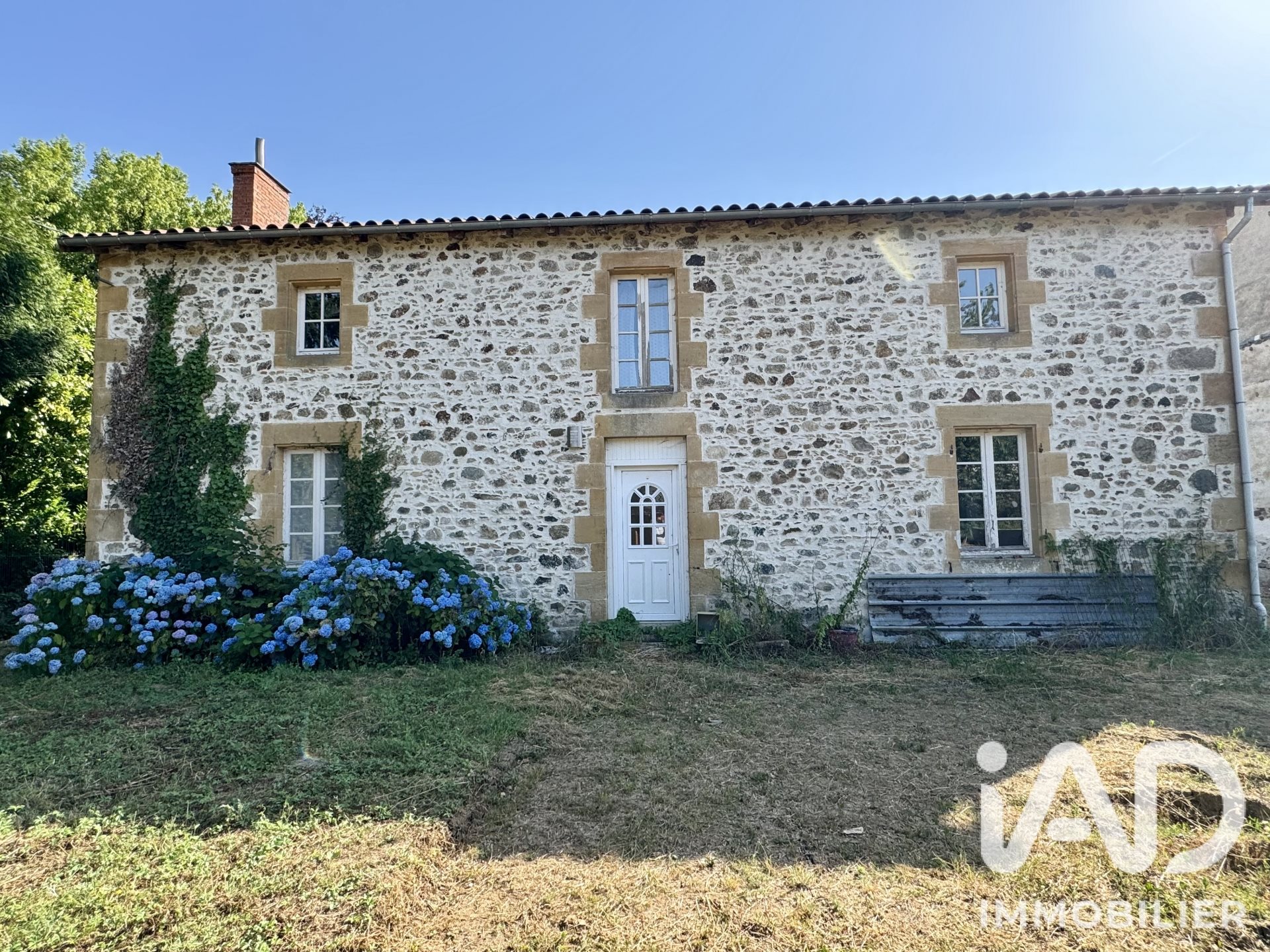 Maison à vendre, 204m², Saint-Maurice-des-Lions