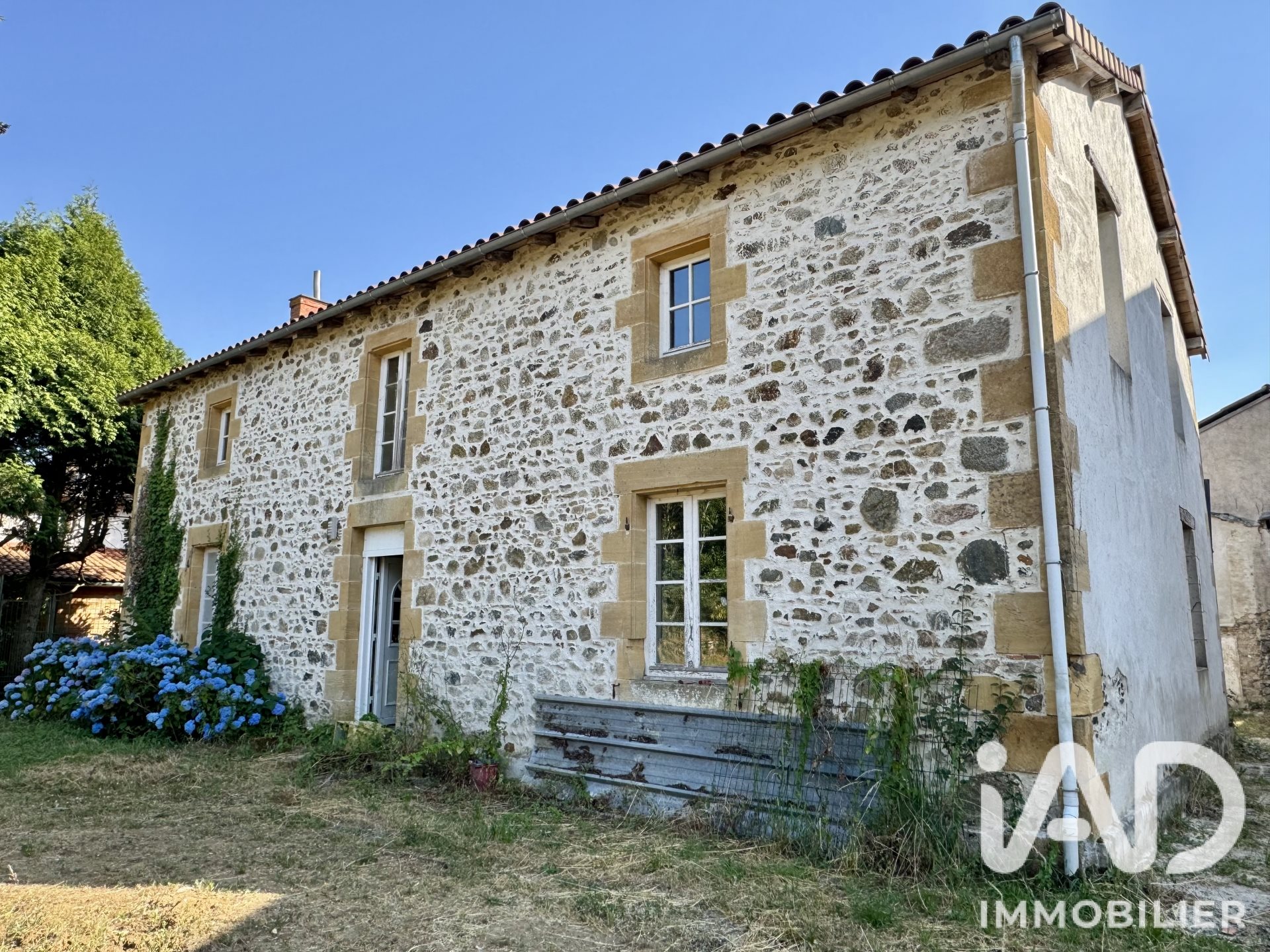 Maison à vendre, 204m², Saint-Maurice-des-Lions