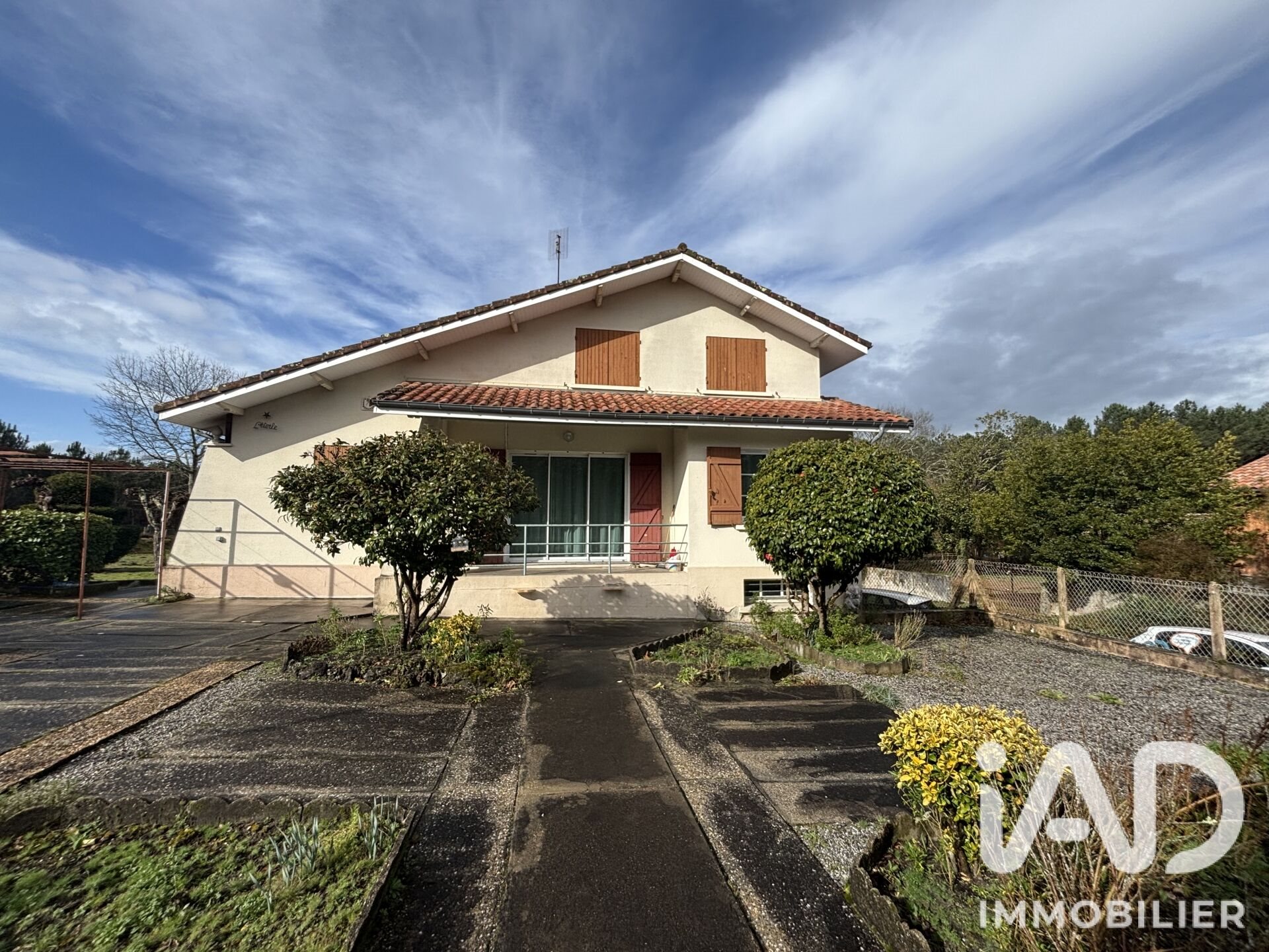 Maison à vendre, 191m², Saint-Julien-en-Born