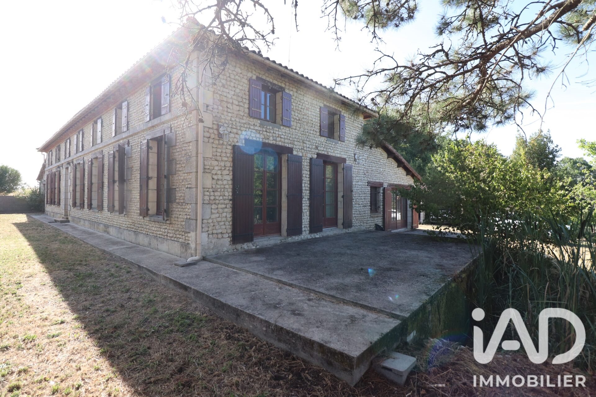 Maison à vendre, 280m², Chatenet
