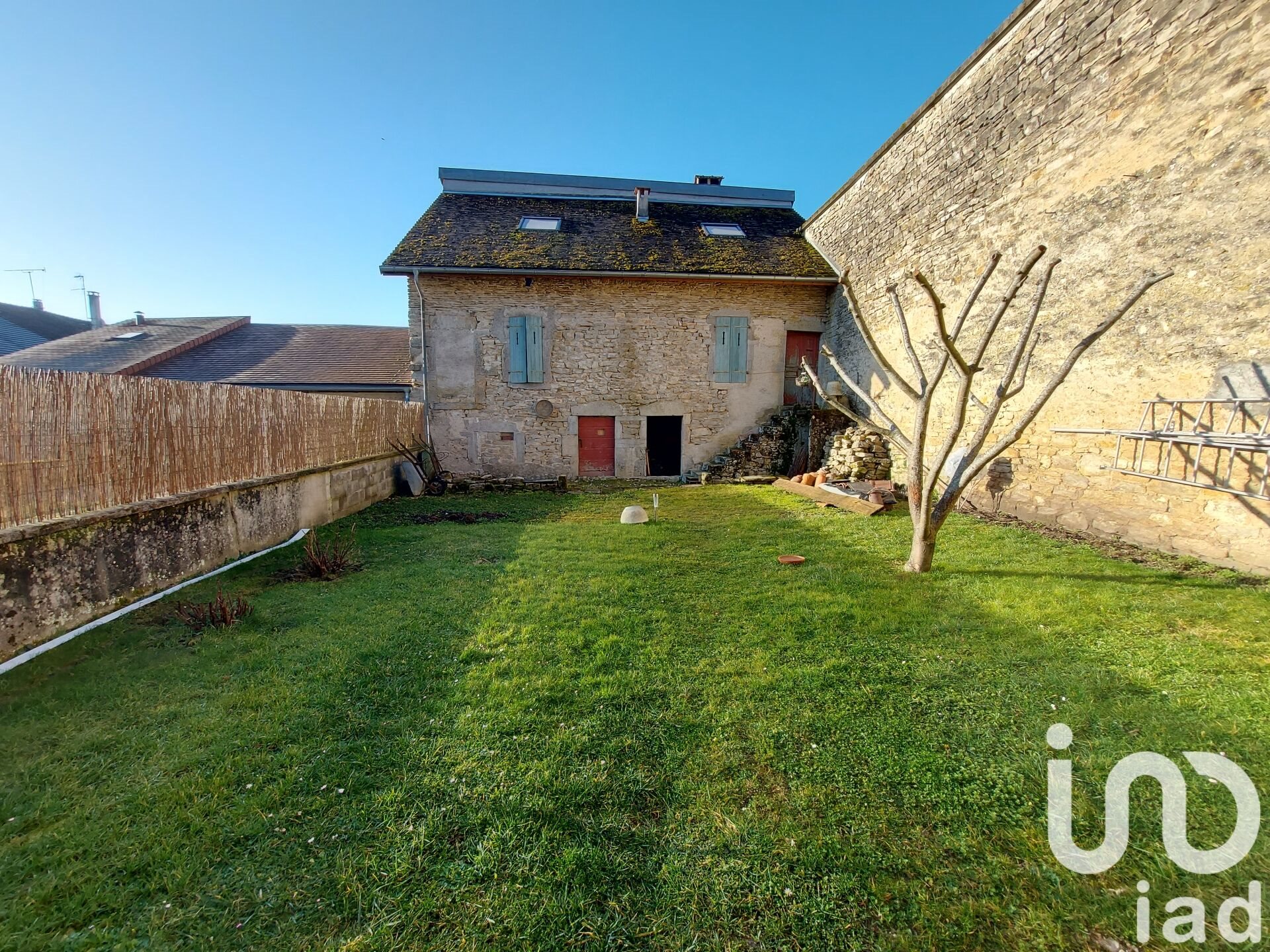 Maison à vendre, 236m², Orgelet