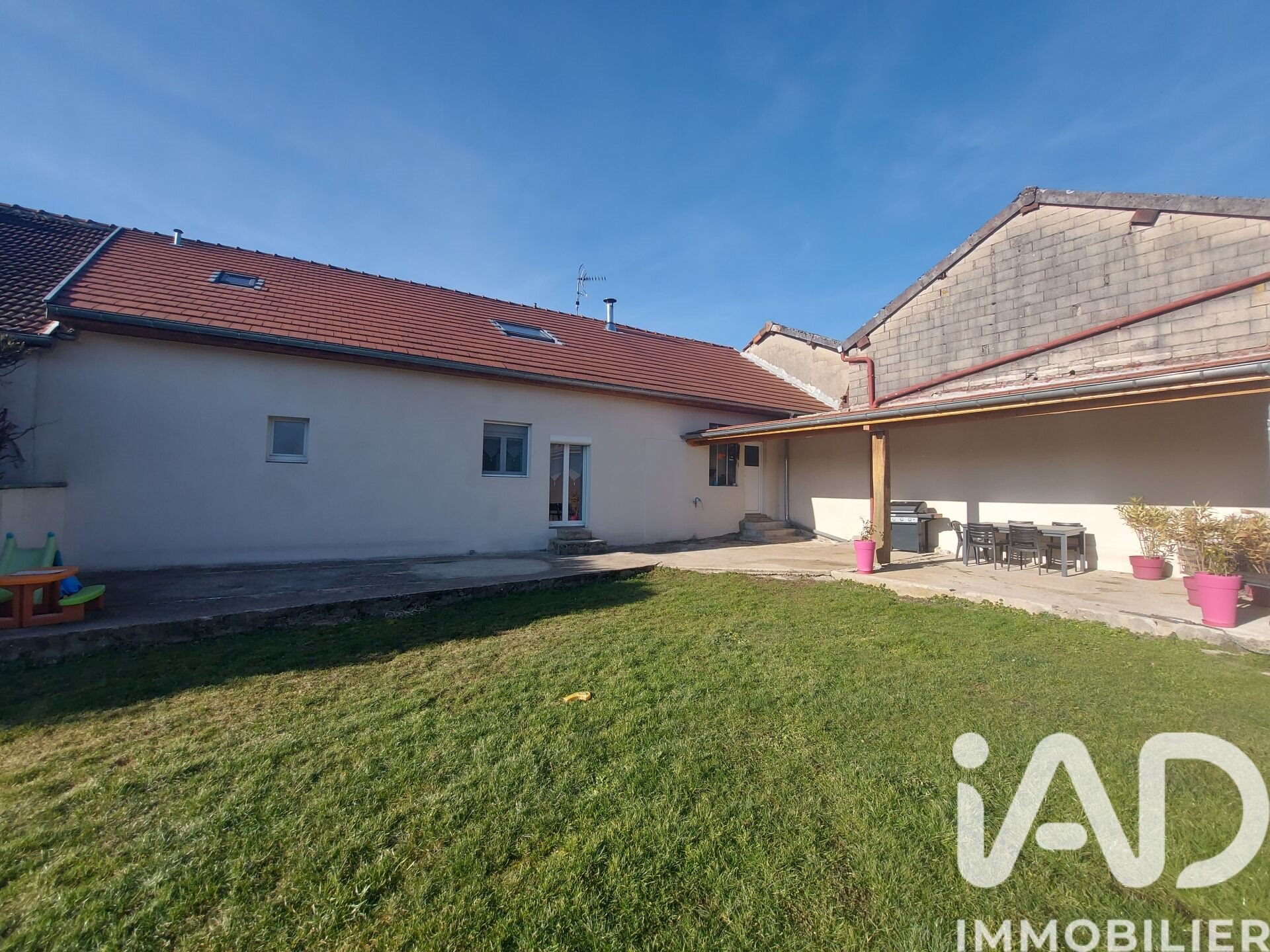 Maison à vendre, 150m², Orgelet