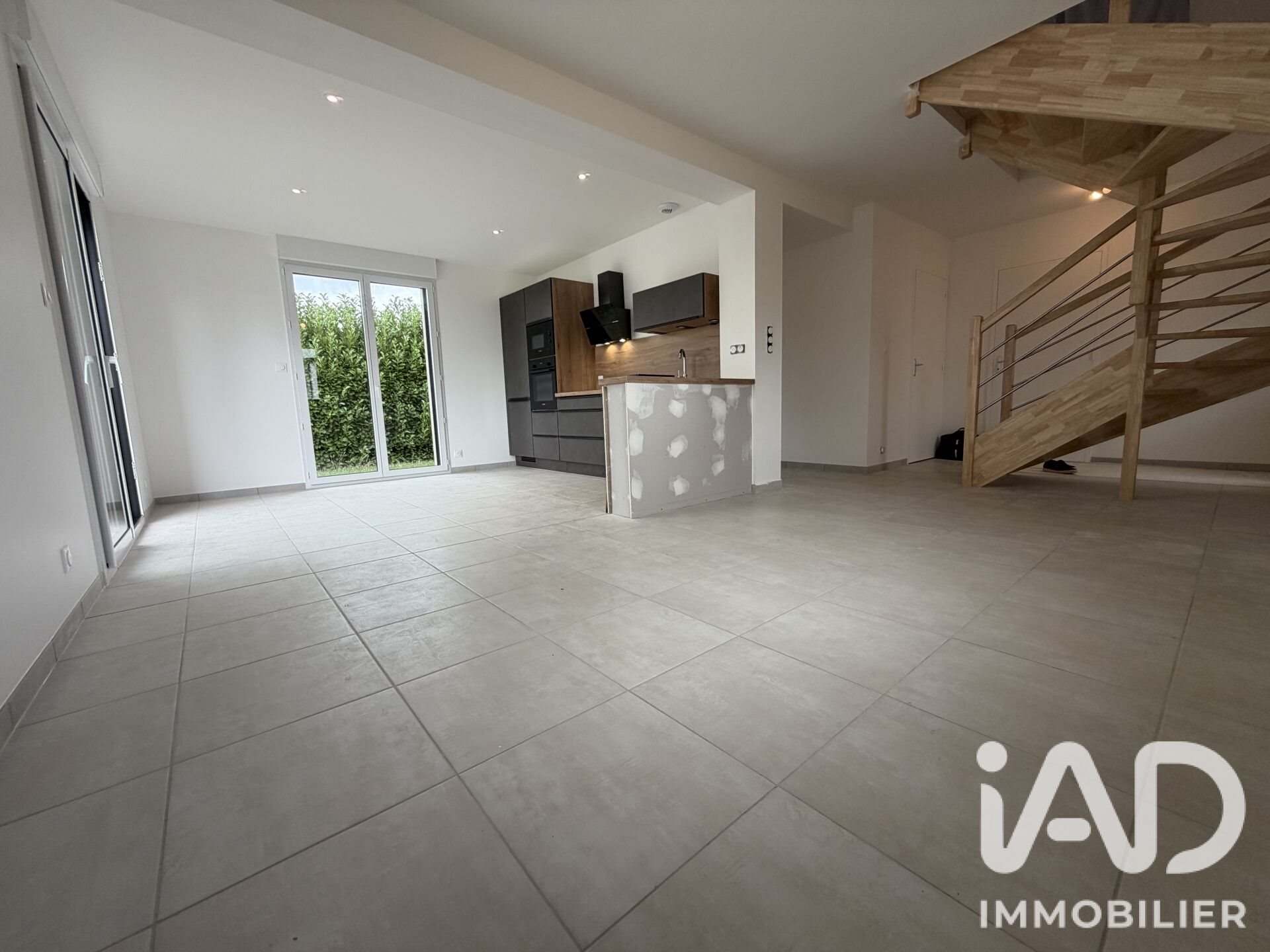 Maison à vendre, 93m², Saint-Évarzec
