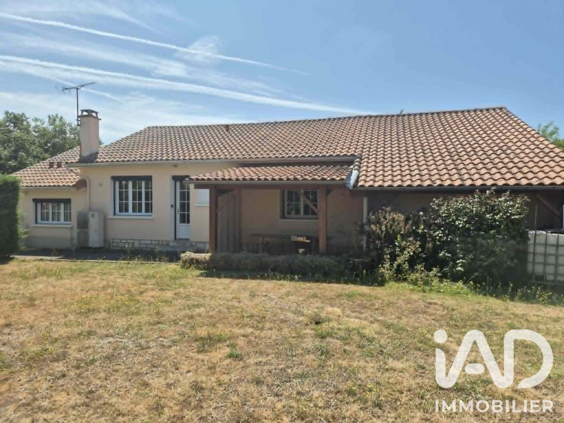 Maison à vendre, 121m², Charroux