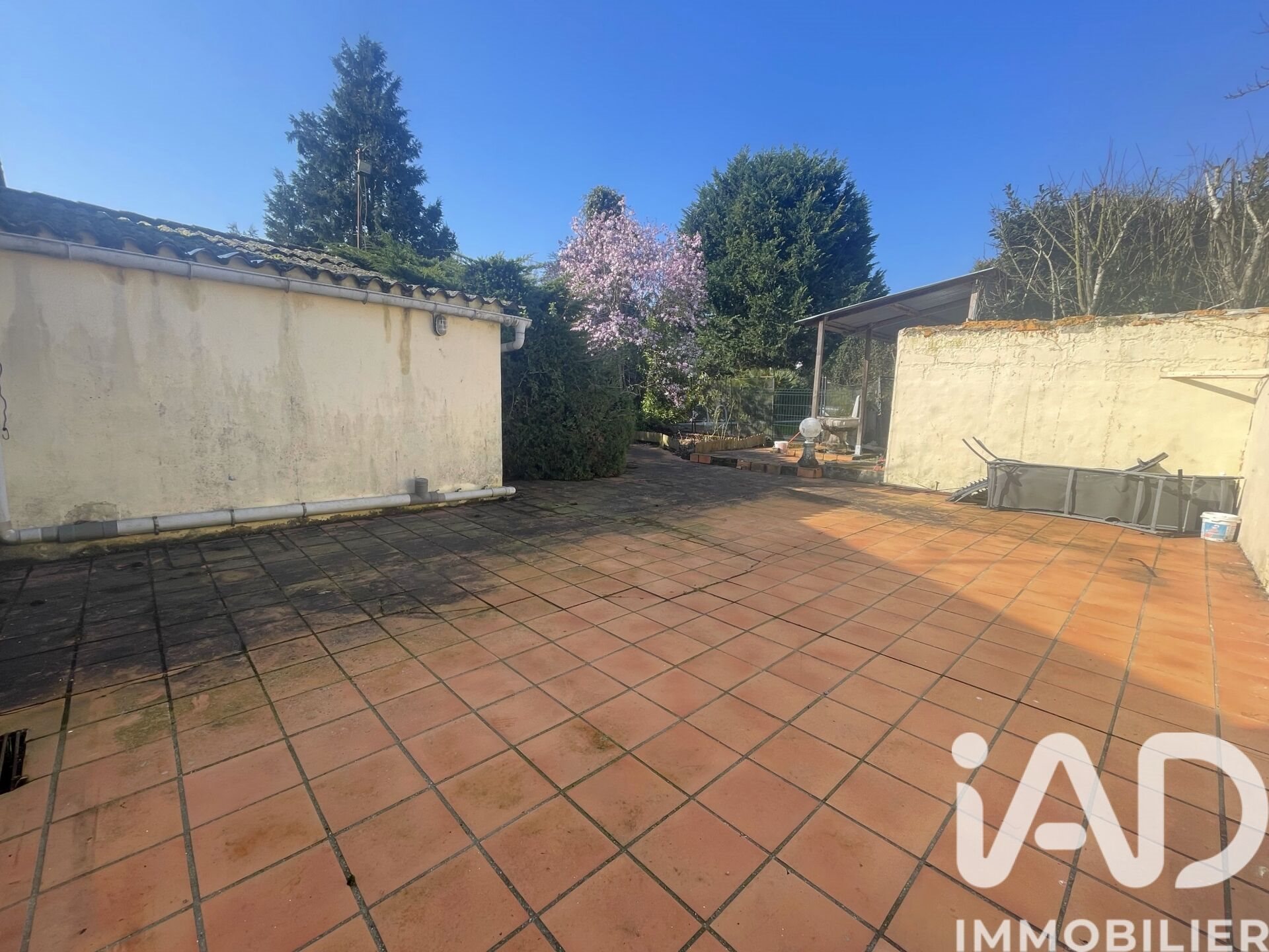 Maison à vendre, 303m², Lussant