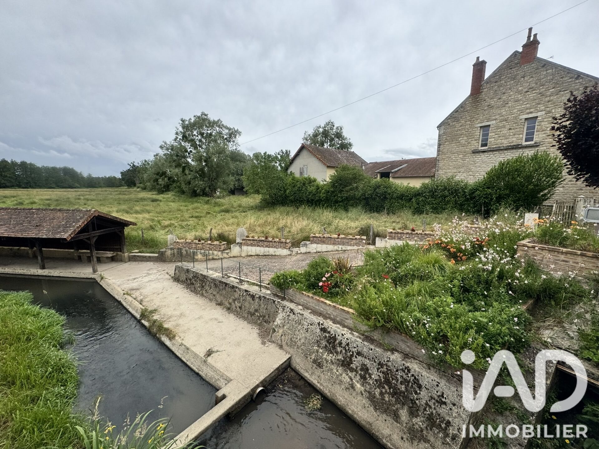 Maison à vendre, 124m², Lucenay-lès-Aix