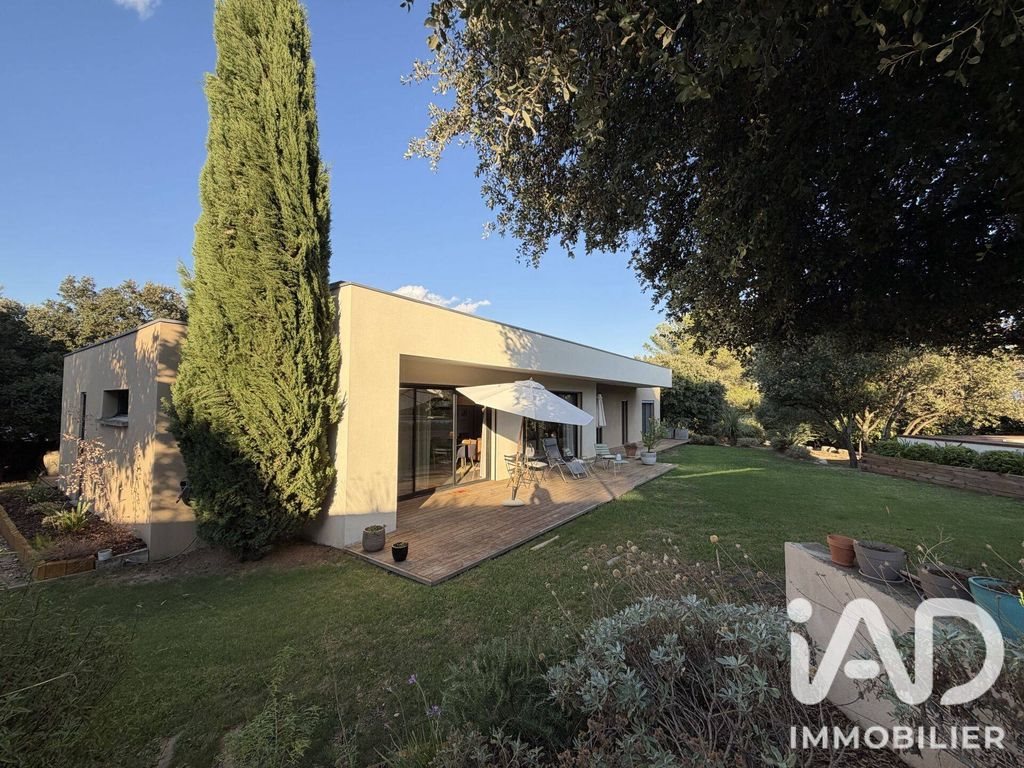 Maison à vendre, 151m², Nîmes