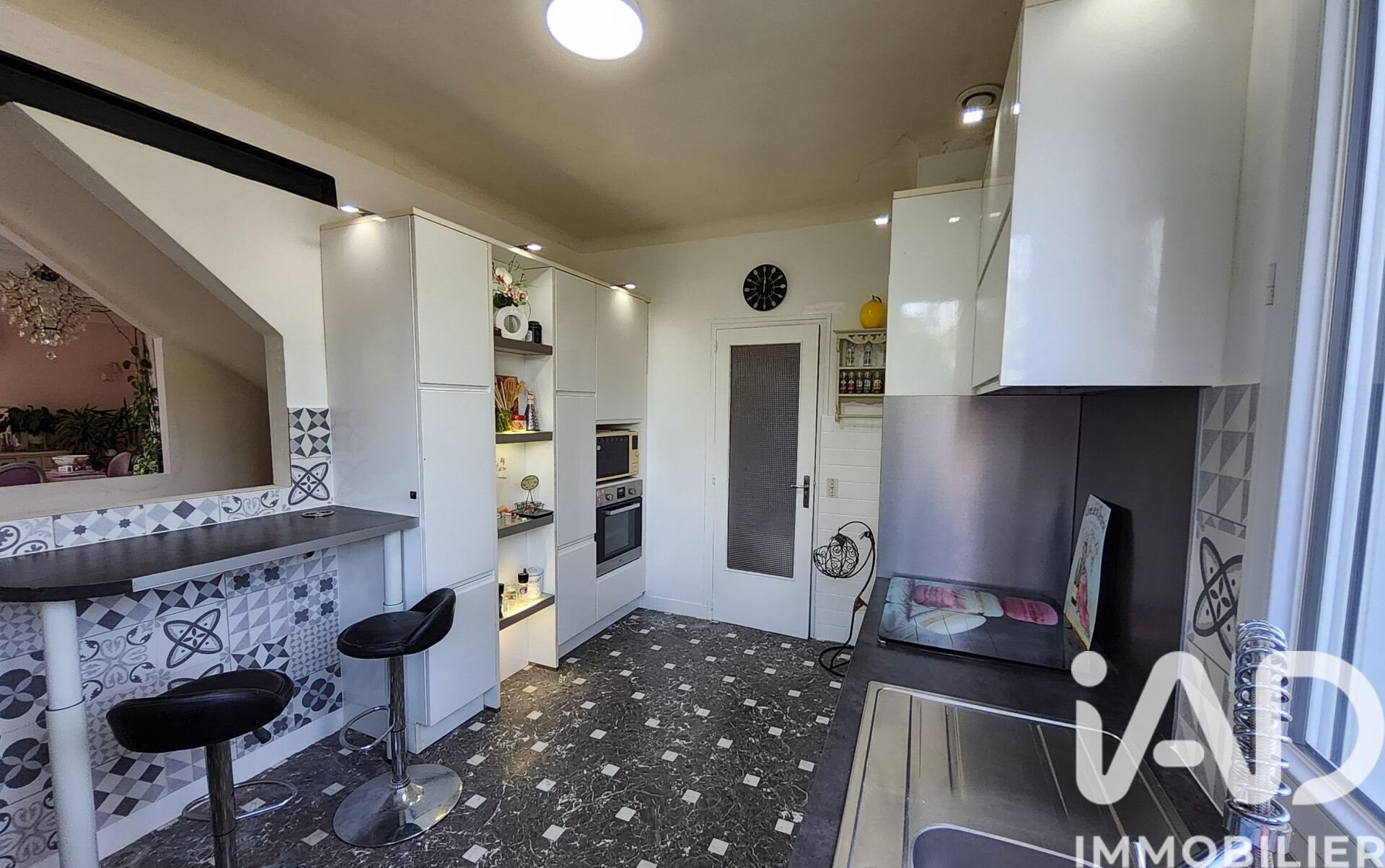Maison à vendre, 142m², Tavers