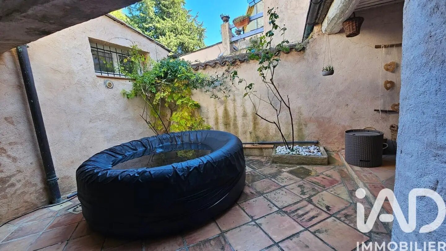 Appartement à vendre, 76m², Villecroze