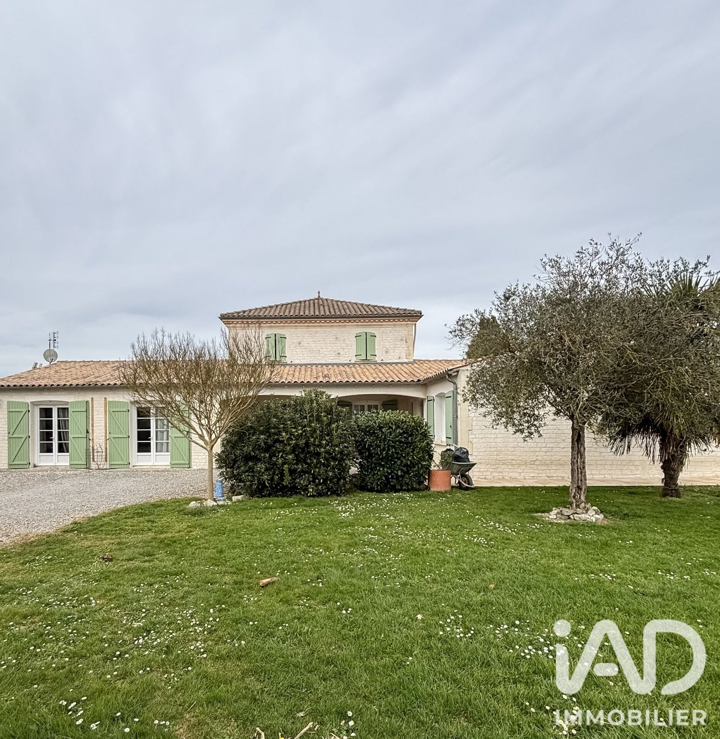 Maison à vendre, 297m², Mosnac