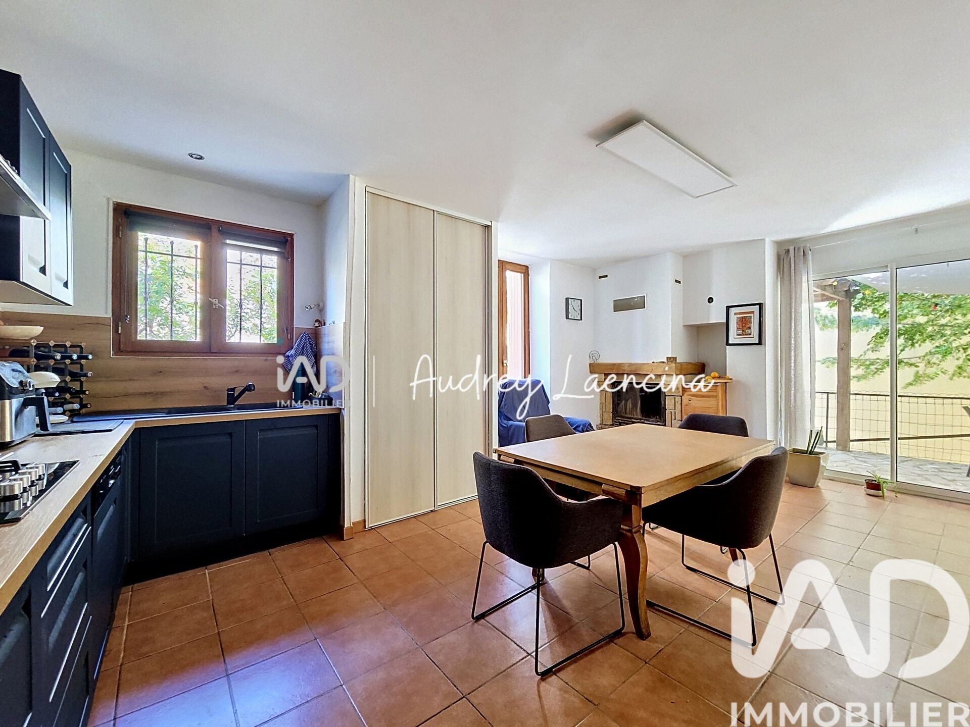 Maison à vendre, 251m², Saint-Nazaire-de-Ladarez