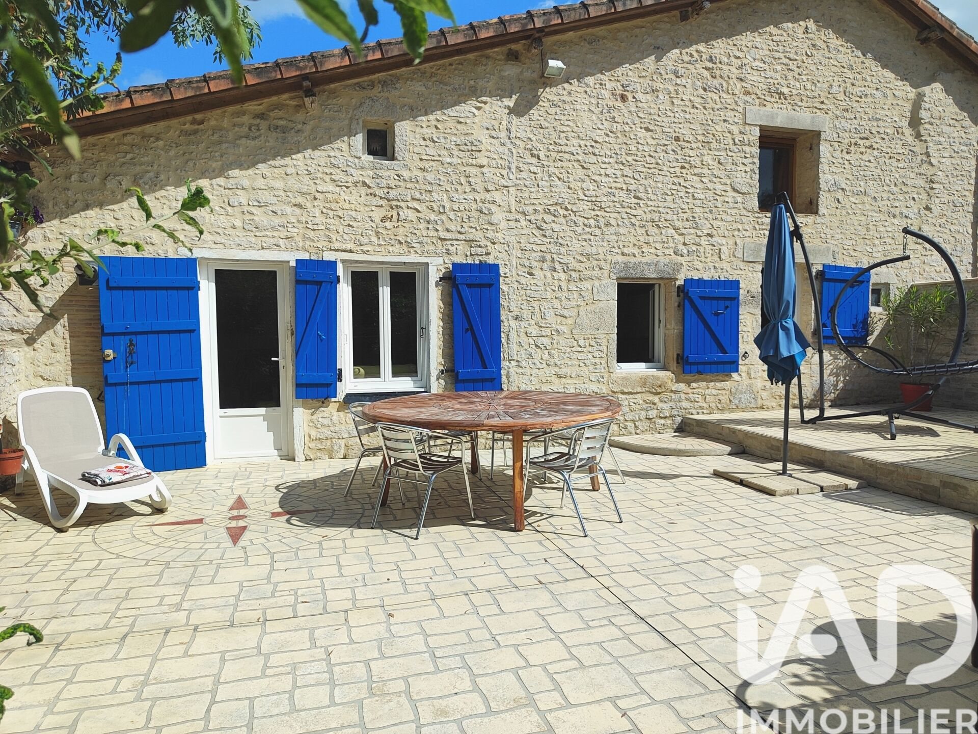 Maison à vendre, 110m², Champagne-Mouton