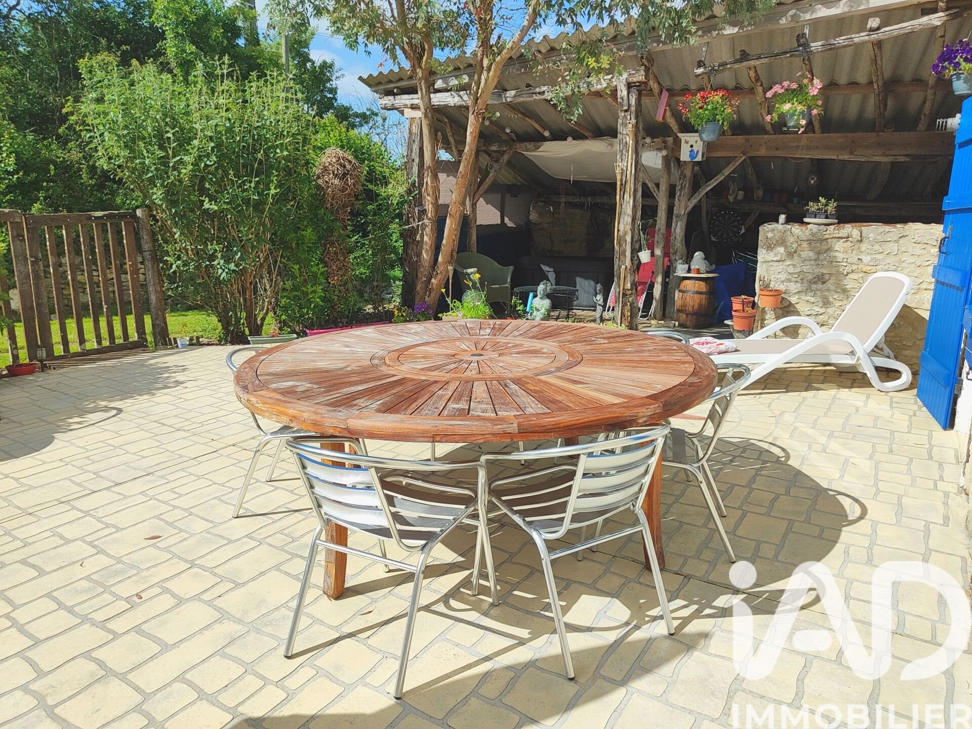 Maison à vendre, 110m², Champagne-Mouton
