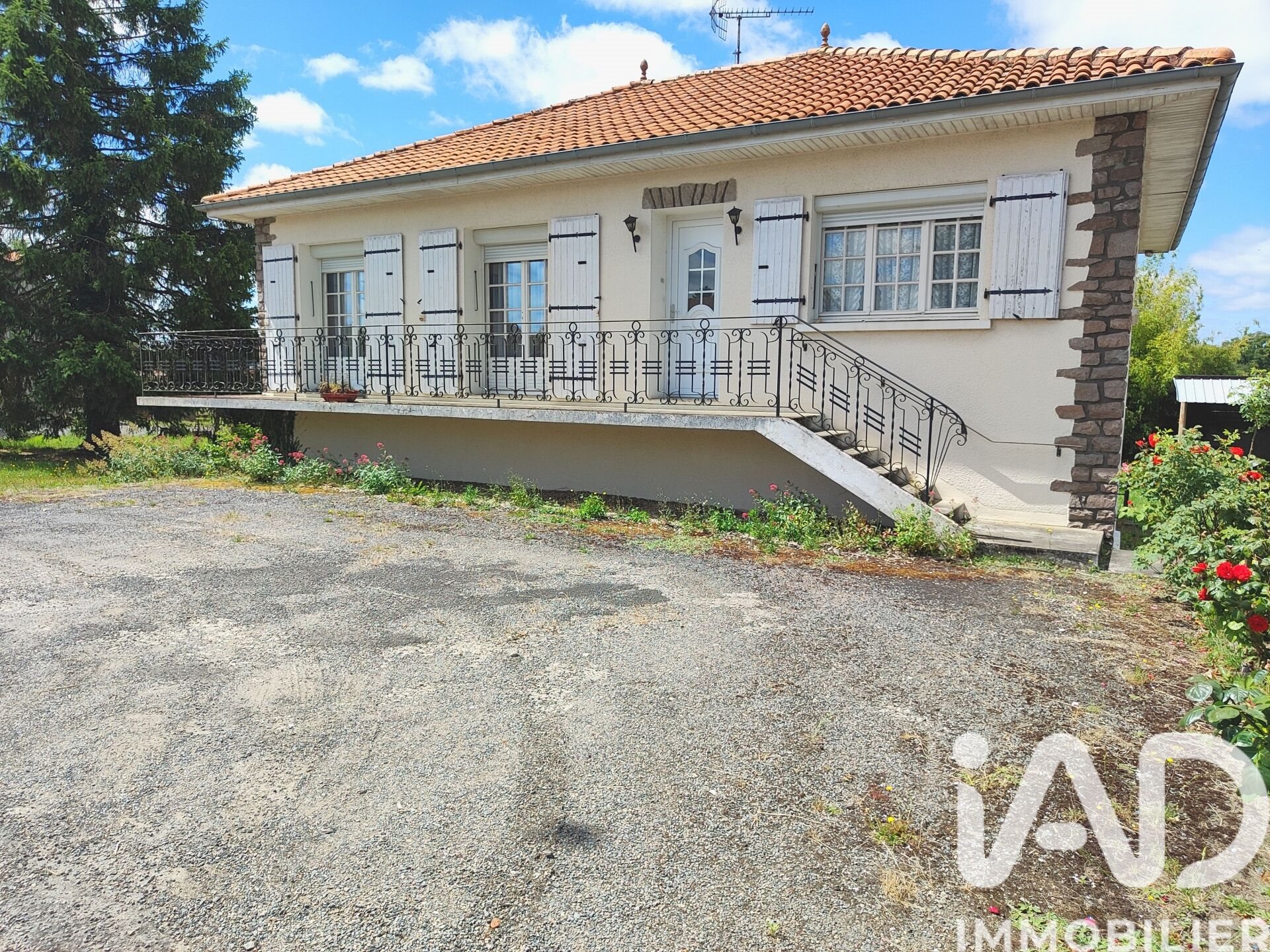 Maison à vendre, 90m², Terres-de-Haute-Charente