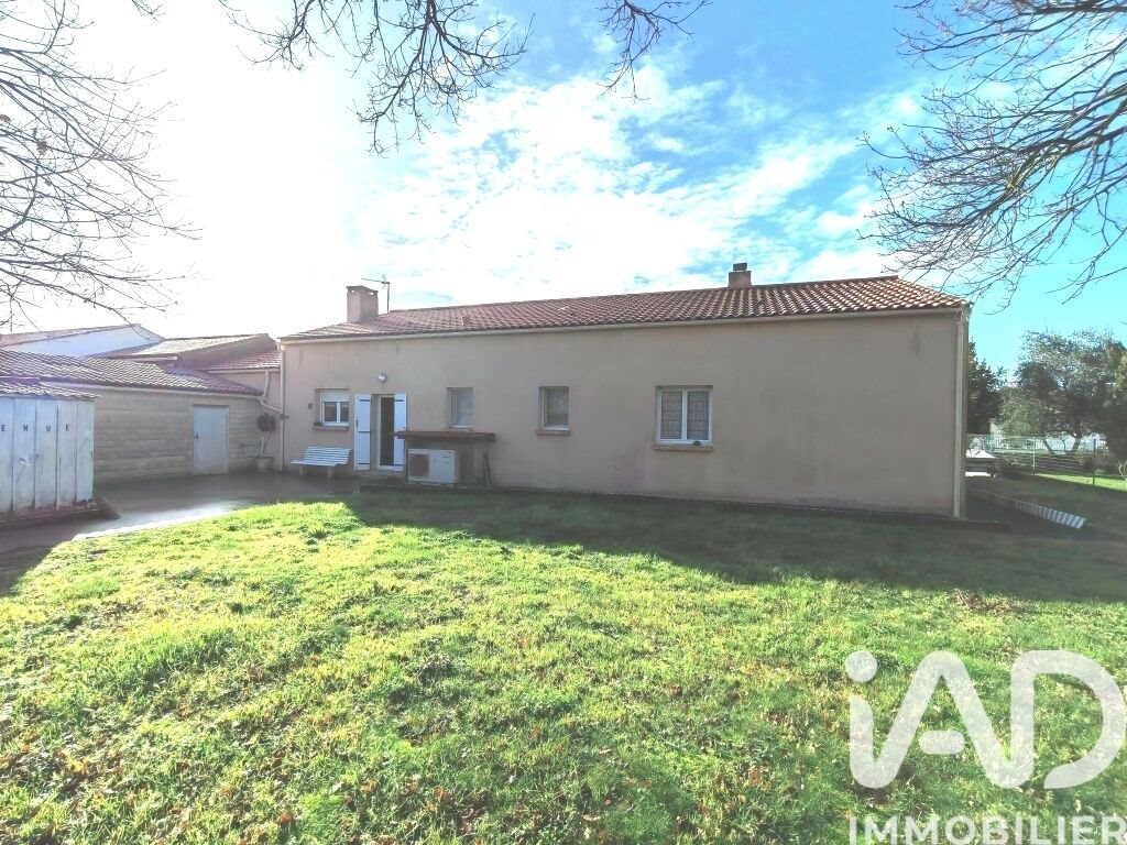 Maison à vendre, 136m², Vairé