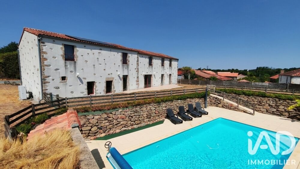 Maison à vendre, 251m², Le Poiré-sur-Vie