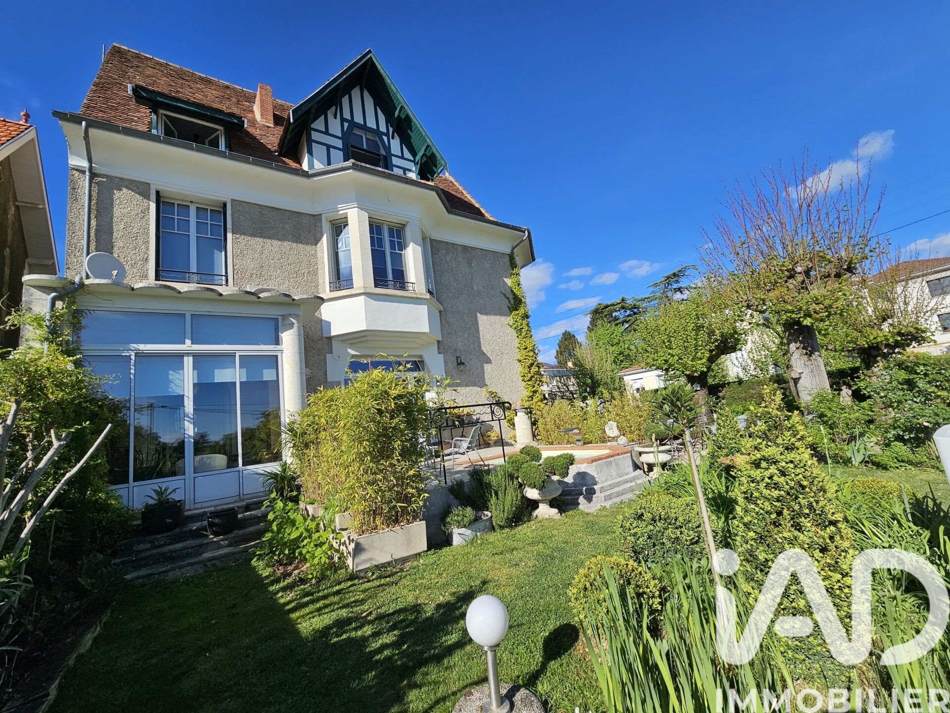 Maison à vendre, 192m², Bergerac