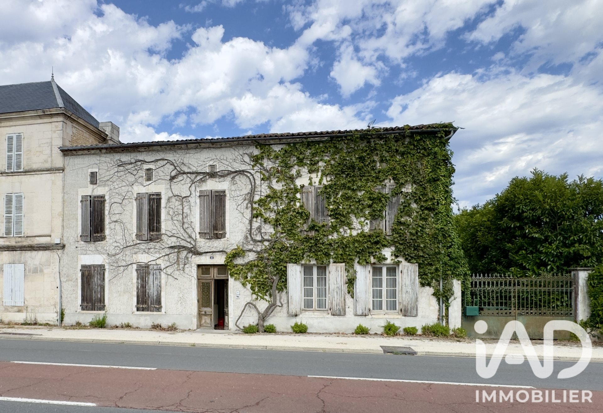 Maison à vendre, 225m², Barbezieux-Saint-Hilaire