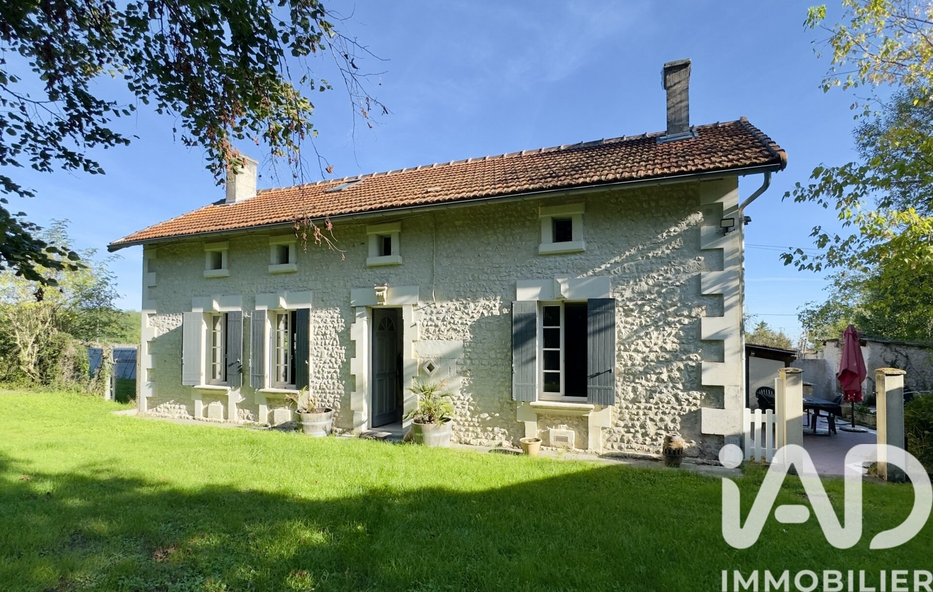 Maison à vendre, 145m², Condéon